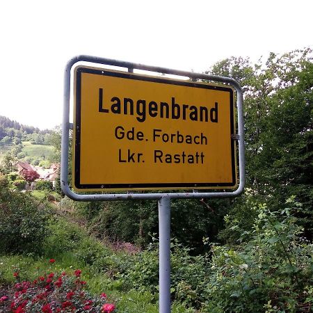 Ferienwohnung Kirchblick Langenbrand Bagian luar foto